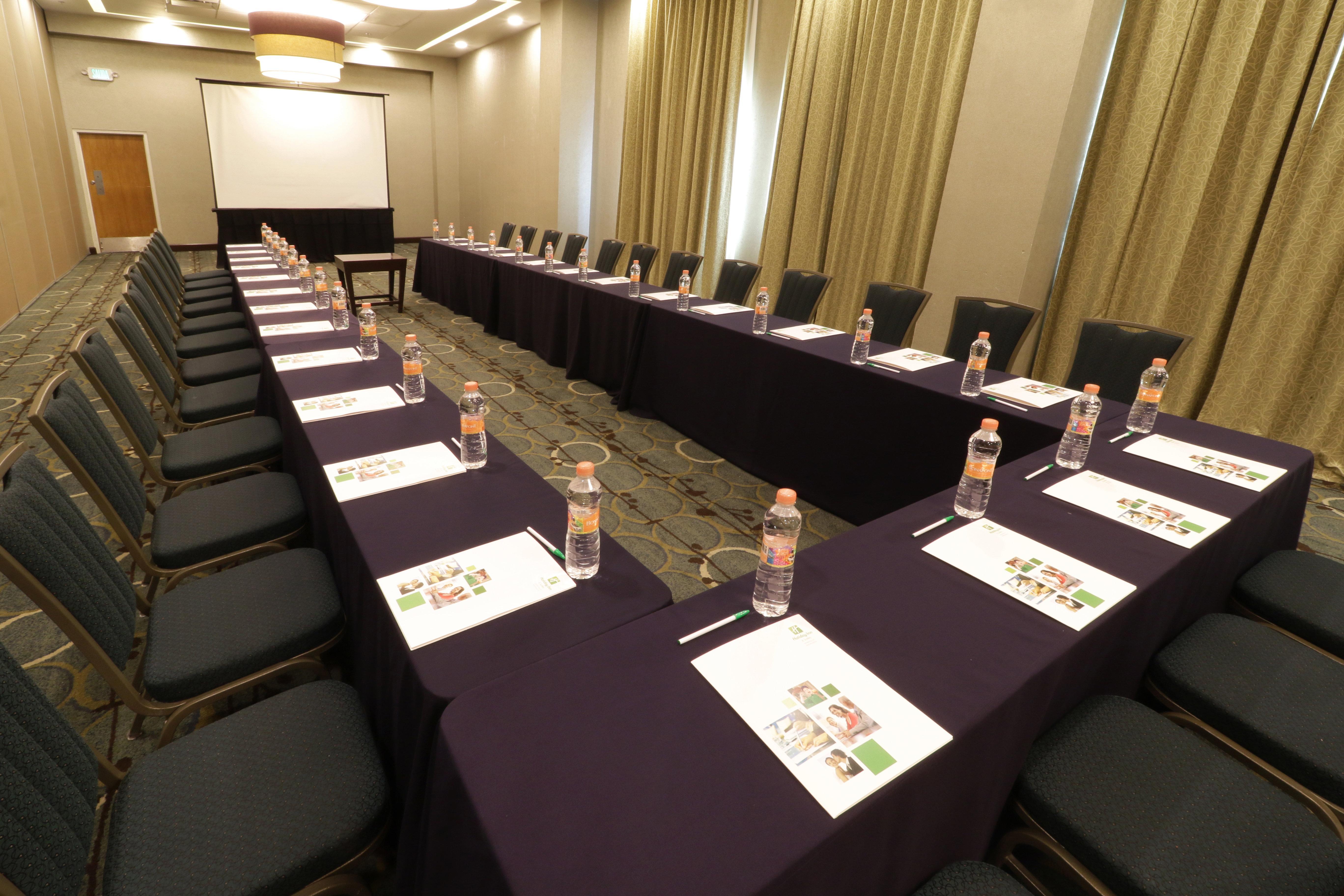 Holiday Inn Hotel & Suites Hermosillo Aeropuerto By Ihg Exterior photo