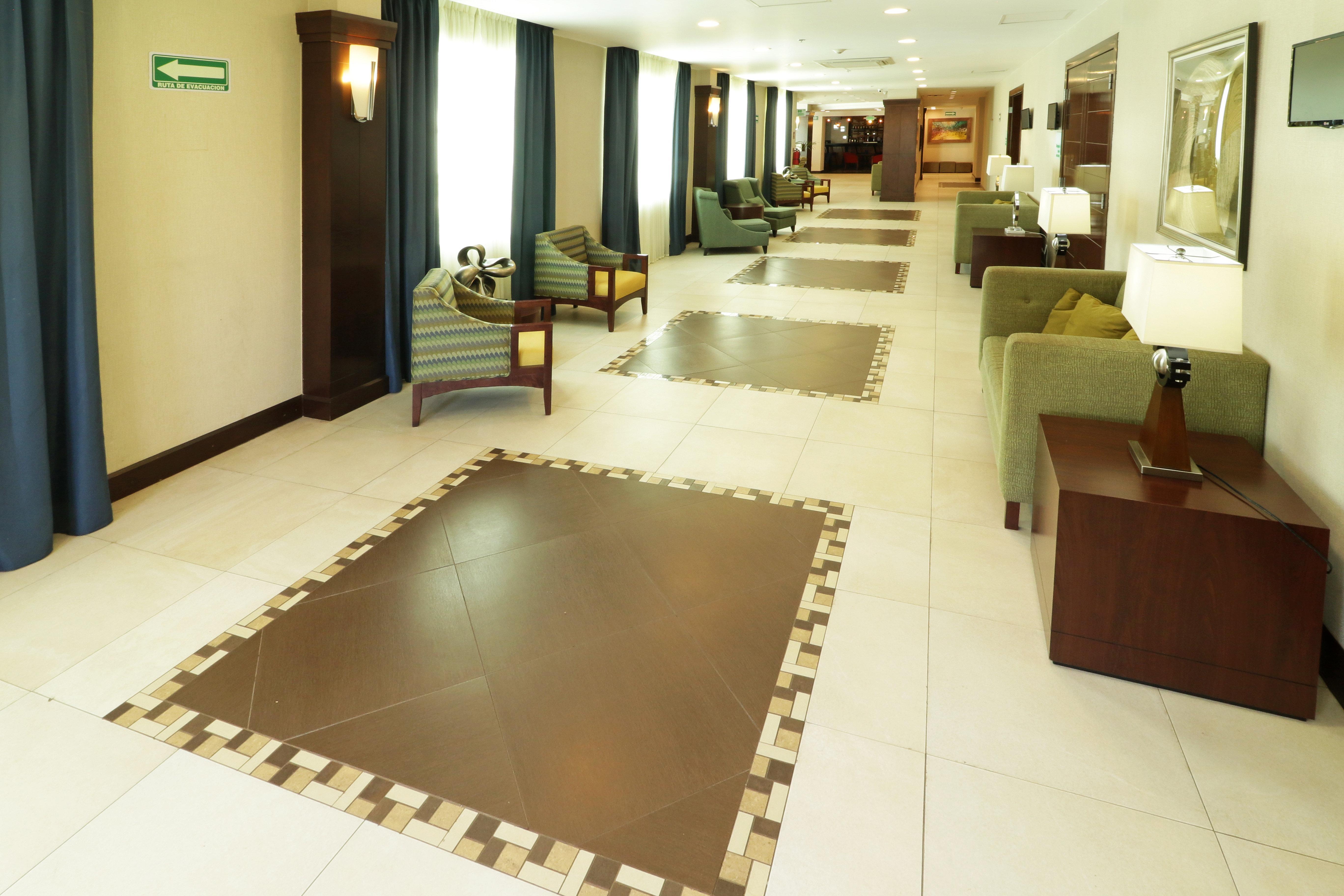 Holiday Inn Hotel & Suites Hermosillo Aeropuerto By Ihg Exterior photo